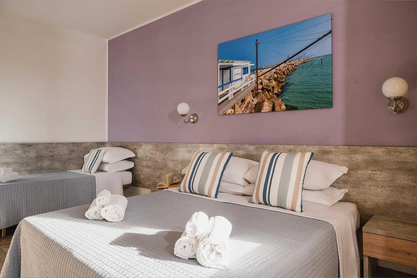 Hotel Club La Villa Martinsicuro Bagian luar foto
