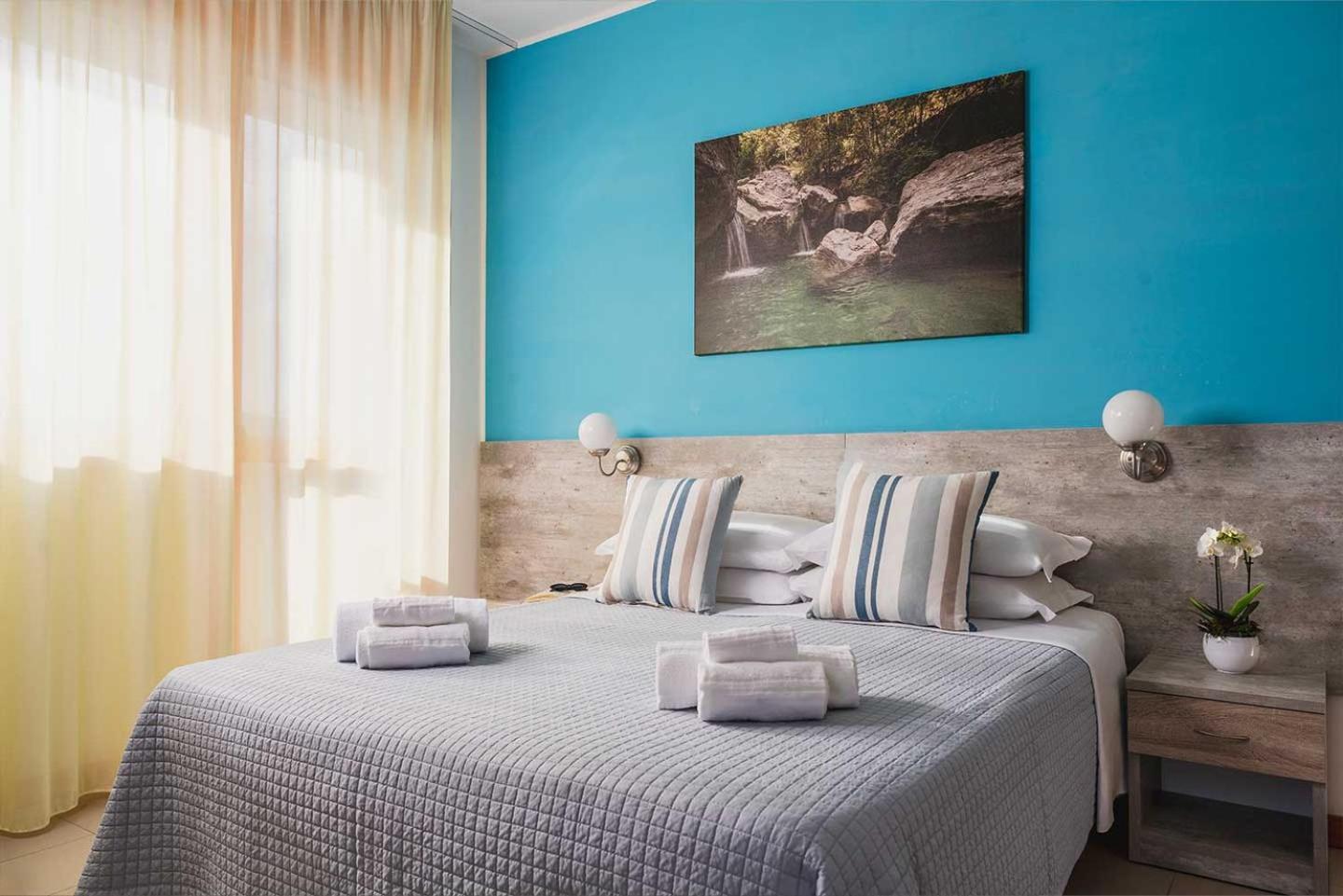 Hotel Club La Villa Martinsicuro Bagian luar foto